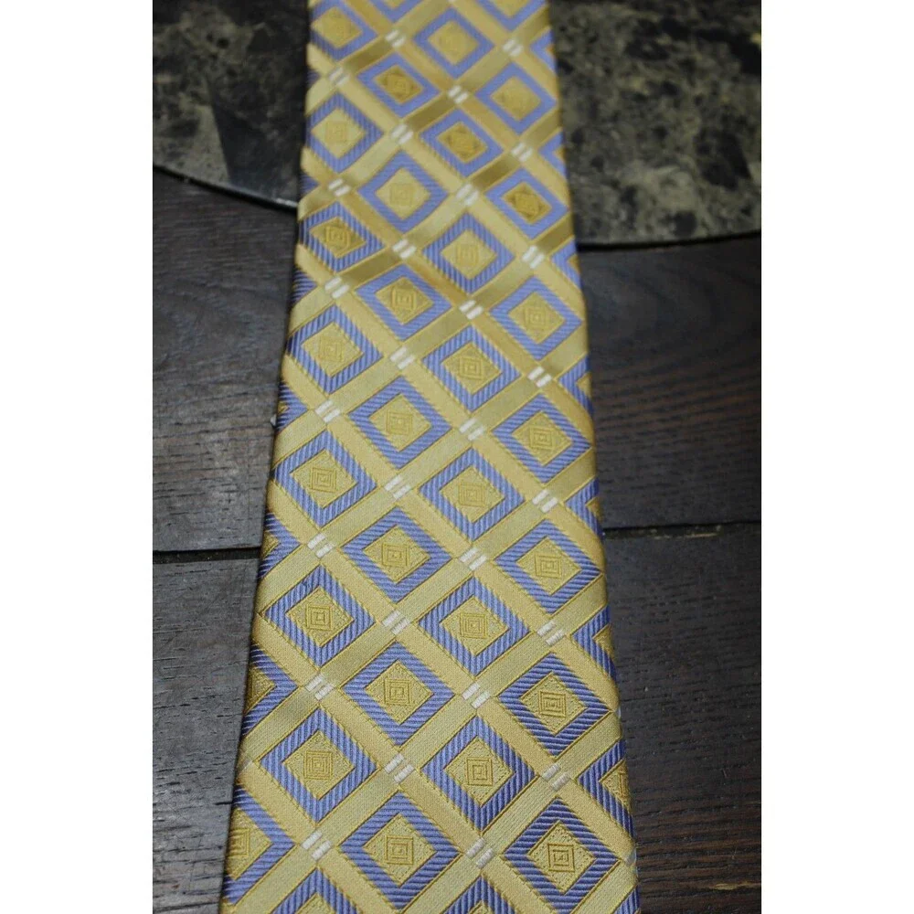 Croft & Barrow 100% Silk Yellow Adult Neck Tie NEW